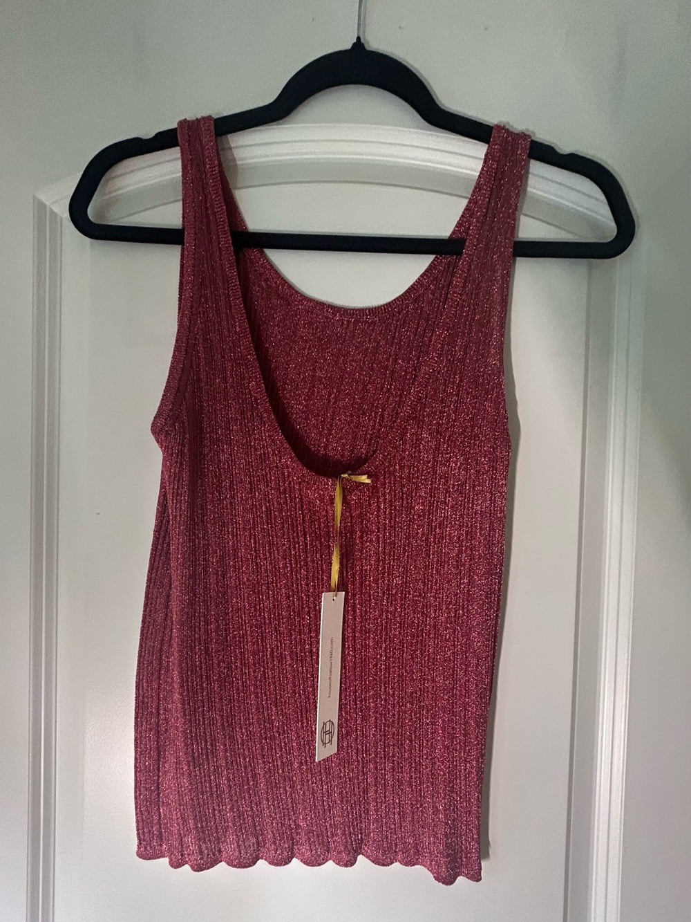 NWT! House of Harlow Shimmery Tank - size S